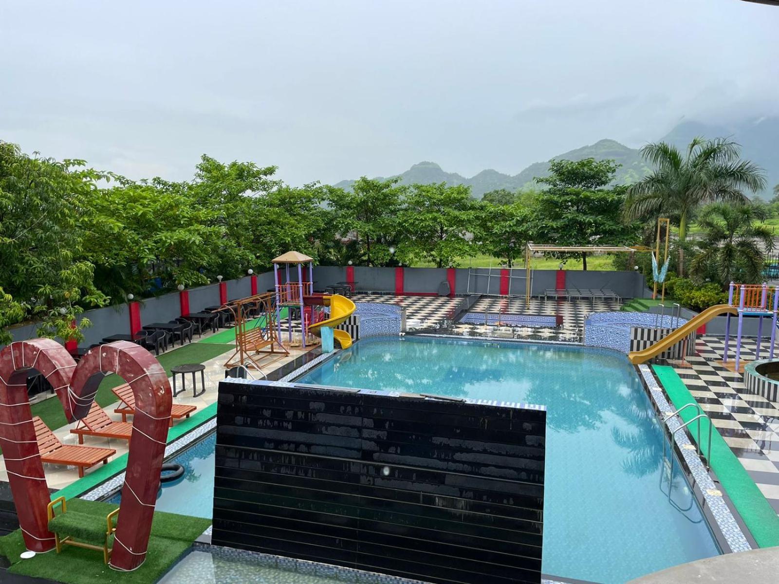 Wayfare Sp Resort Panvel Luaran gambar