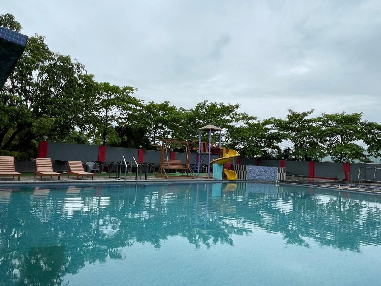 Wayfare Sp Resort Panvel Luaran gambar