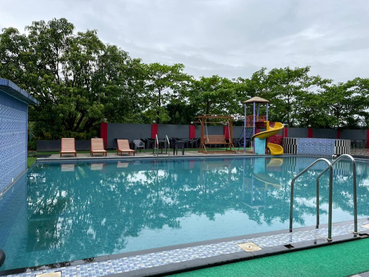 Wayfare Sp Resort Panvel Luaran gambar