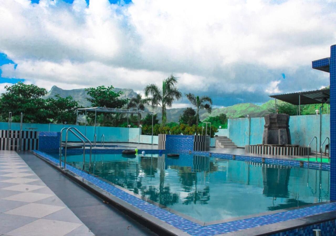 Wayfare Sp Resort Panvel Luaran gambar